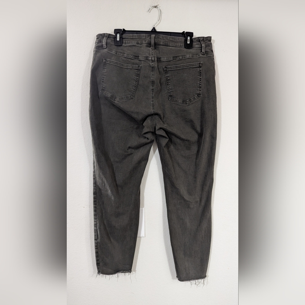 PISTOLA Dark Grey Raw Hem Crop Skinny Jeans - Picture 4 of 8